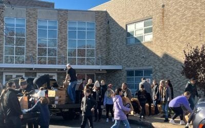 Boo Squad Fund Delivered Dinner To 262 Families for Thanksgiving This Year